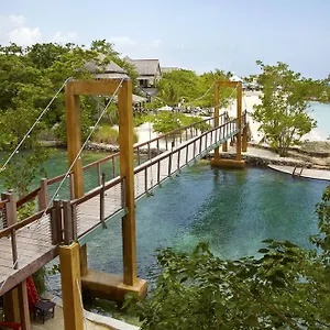 Goldeneye Hotel